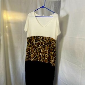 Tee shirt dress with pockets